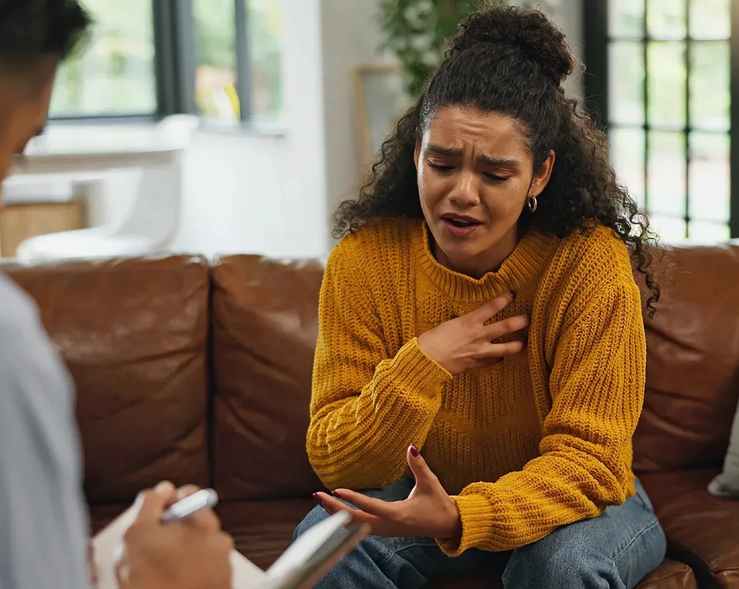 Een warm en verbindend gesprek tussen een begeleider en een cliënt in de eigen leefomgeving. Persoonlijke begeleiding door Stichting Biozorg: een positief gesprek gericht op herstel en sociaal welzijn.