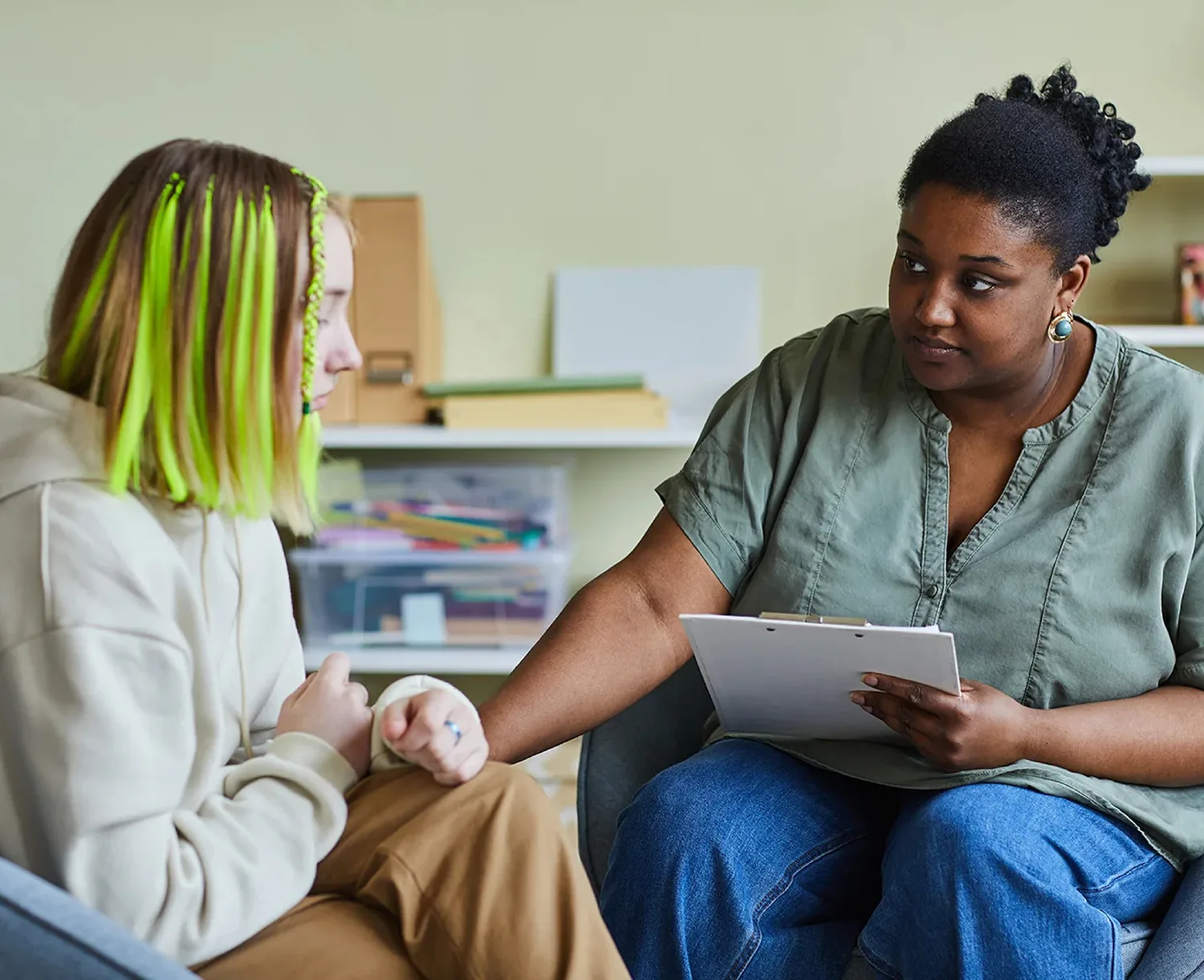 Persoonlijke begeleiding bij Biozorg: een verbindend gesprek tussen een coach en cliënt gericht op zingeving en maatschappelijke participatie.